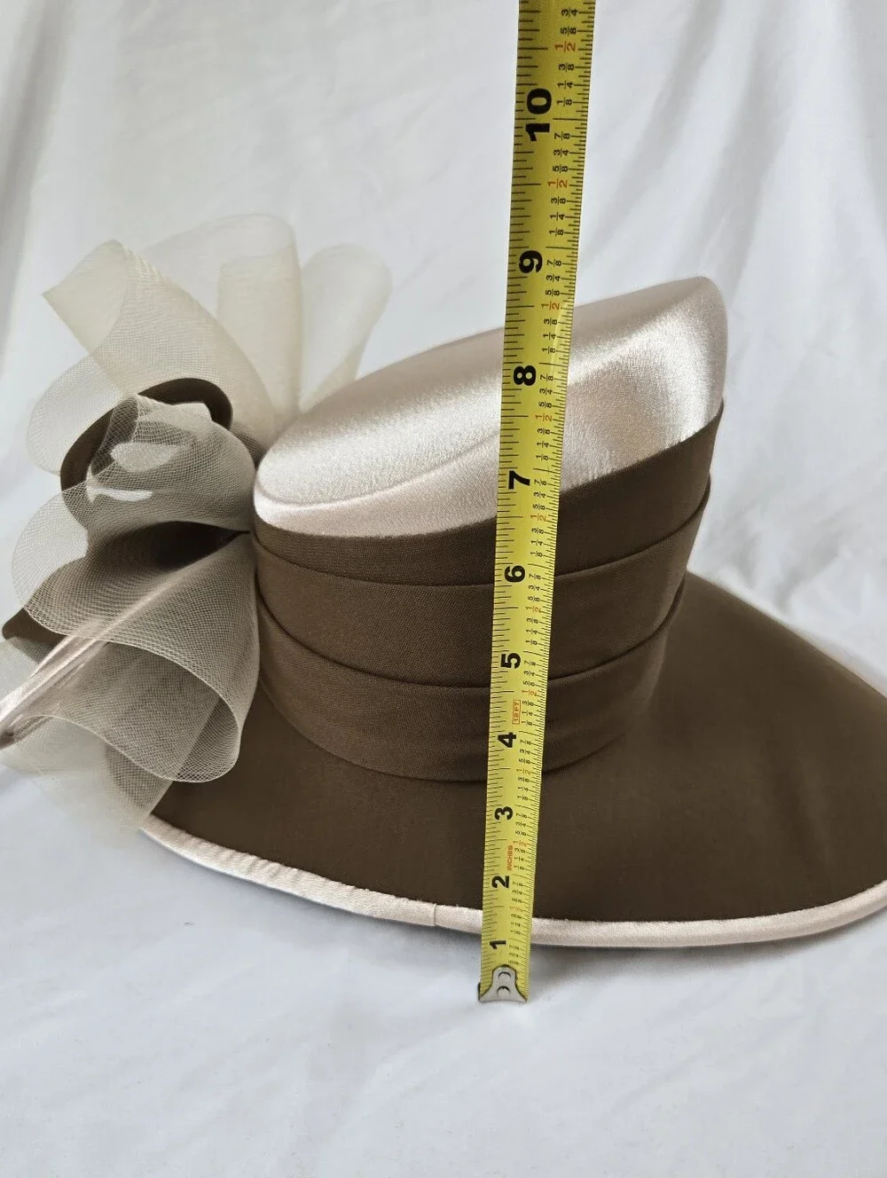 Moshita Couture Women’s Church Derby Hat Beige Brown Satin Bow Formal Hat OS